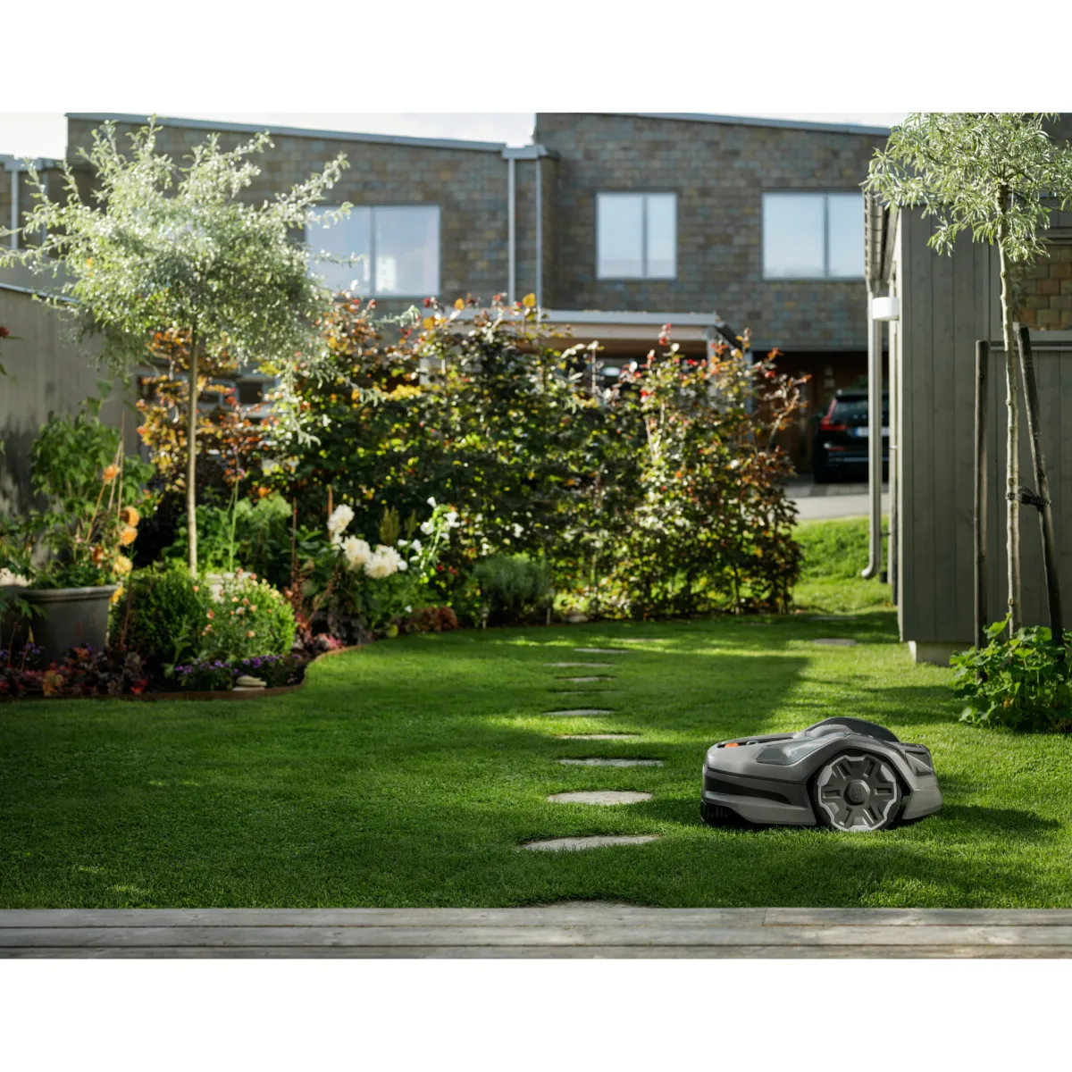 Automower® 305E NERA med Slinglös Teknik*Husqvarna Sale
