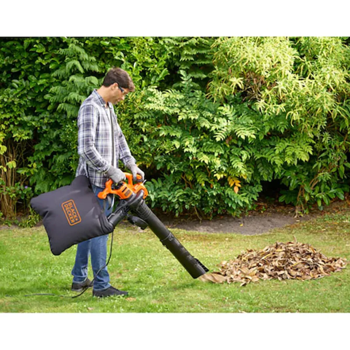 Black & Decker BEBLV260 2600W 40L*Black+Decker Online