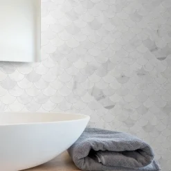 Carrara Fishtail Vit 5x7 cm Polerad*Arredo Best