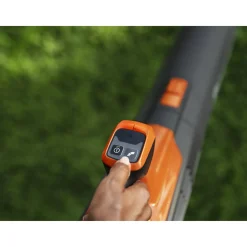 122iB Utan Batteri & Laddare*Husqvarna Outlet