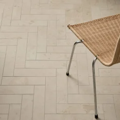 J66 Norrvange Ivory Honed 60x60 cm*Bricmate
