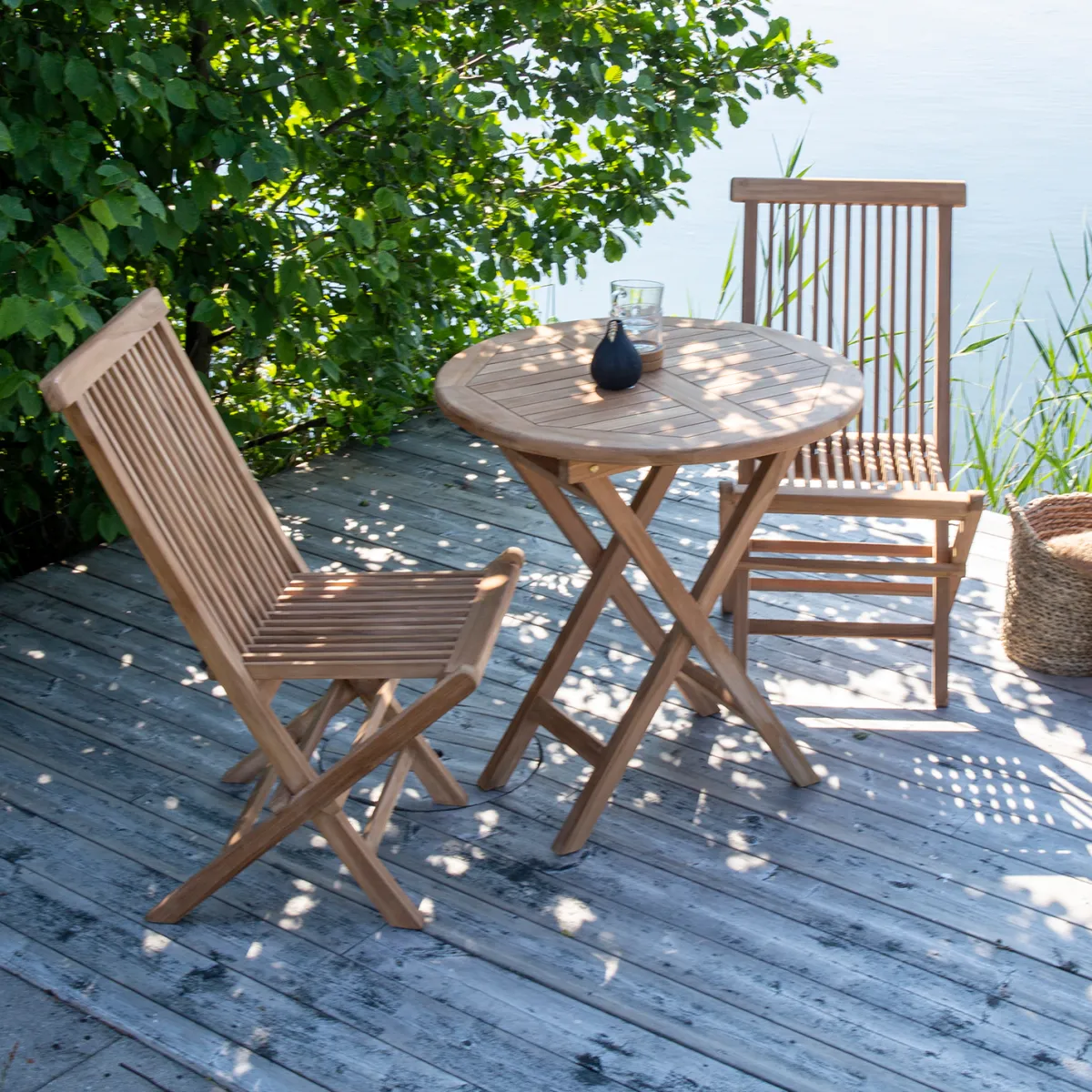 Kenya Ø70 cm med 2 Fällbara Stolar*Venture Home Best