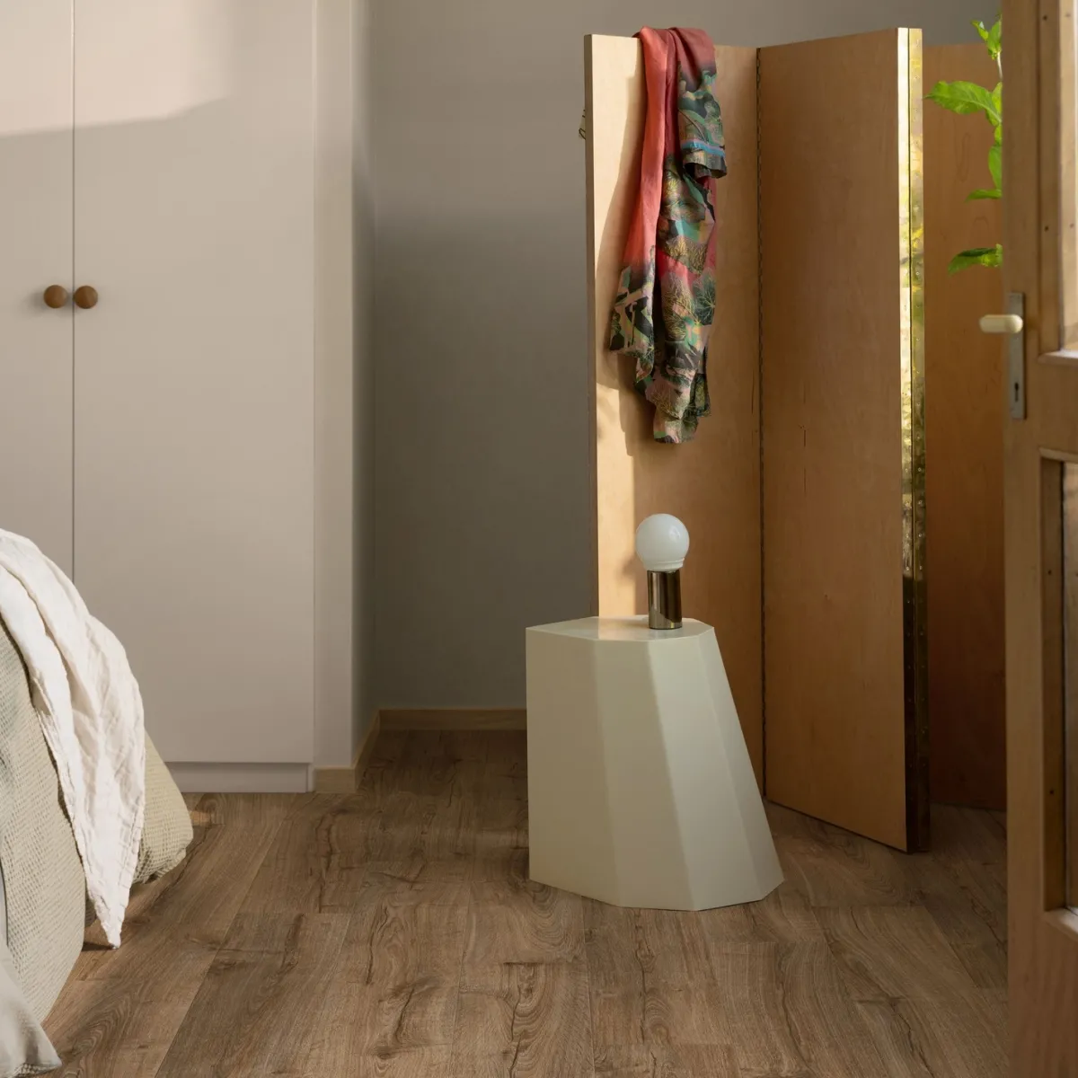 Modern Plank 4V - Sensation Farmhouse Oak 1-Stav*Pergo