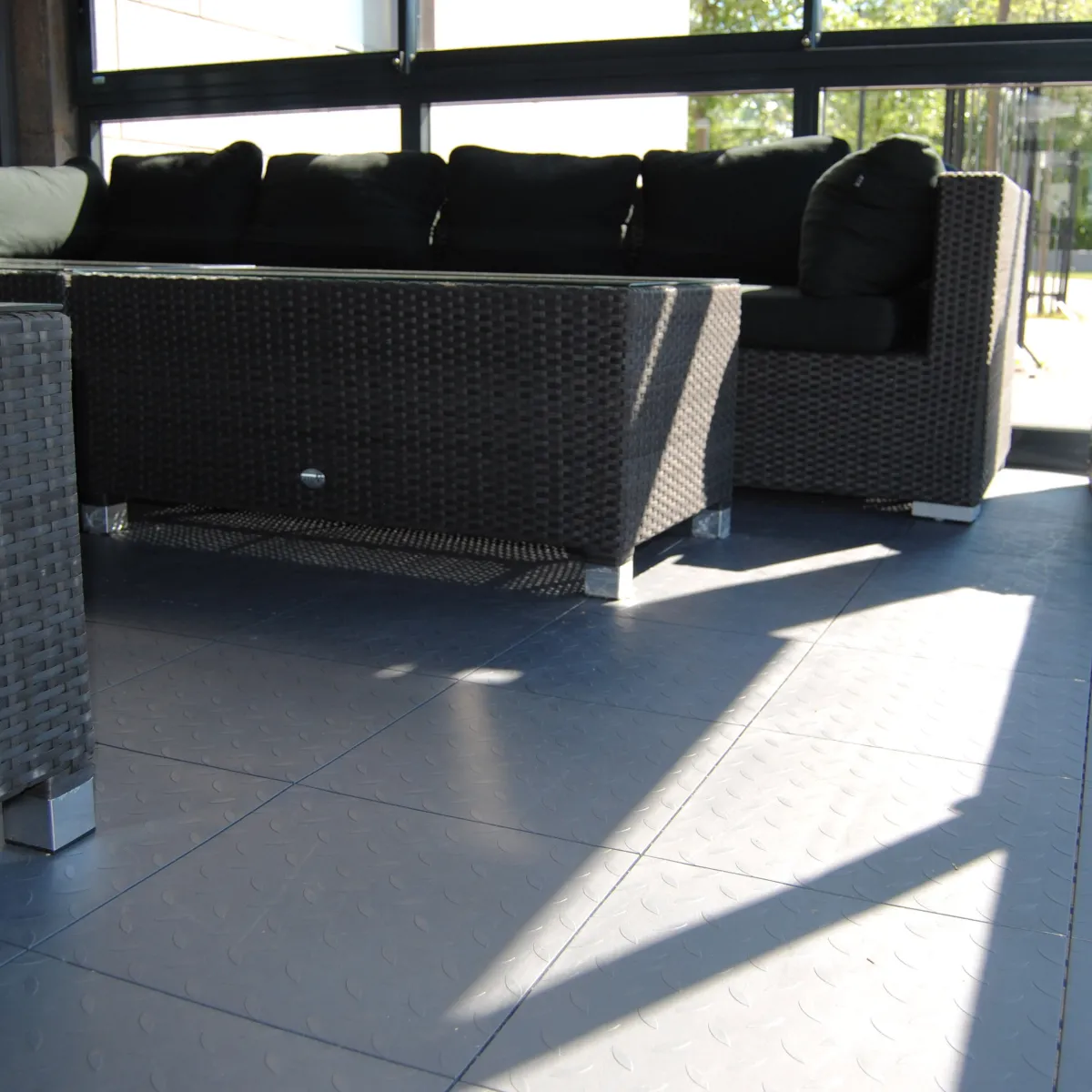 Nova Stone Grey Golvtrall i Plast*Bergo Outlet