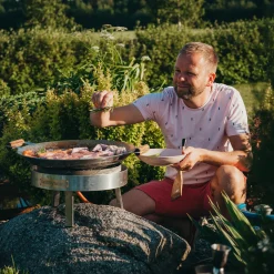 PRO-460 i Kolstål, Robust & Kompakt med Vindskydd*GrillSymbol New